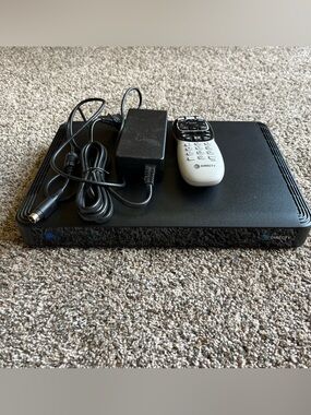 DIRECTV Receiver HR54-700 - Genie HD DVR. With Remote & Power Cord works